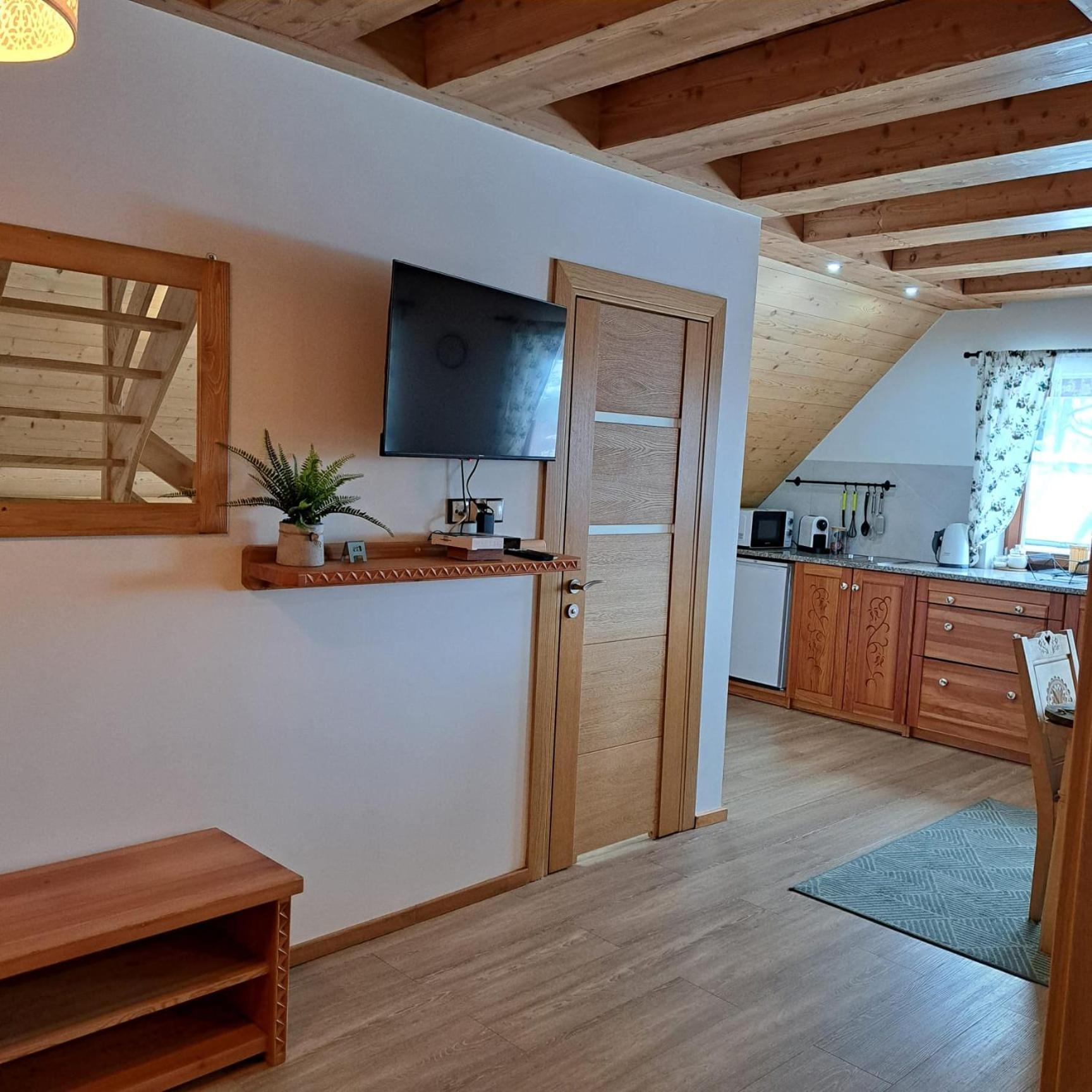 Apartamenty Ancymon Венгерска Гурка Екстериор снимка